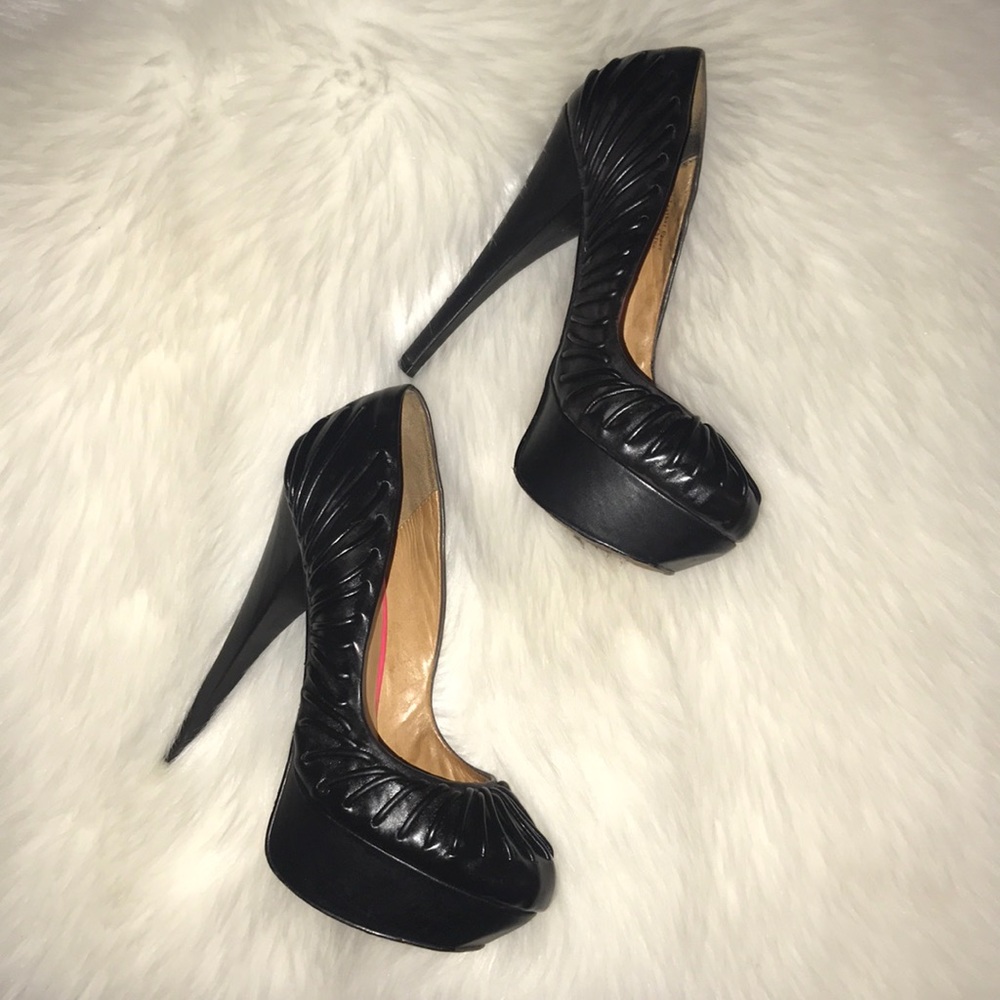 L.A.M.B. Stilettos Black